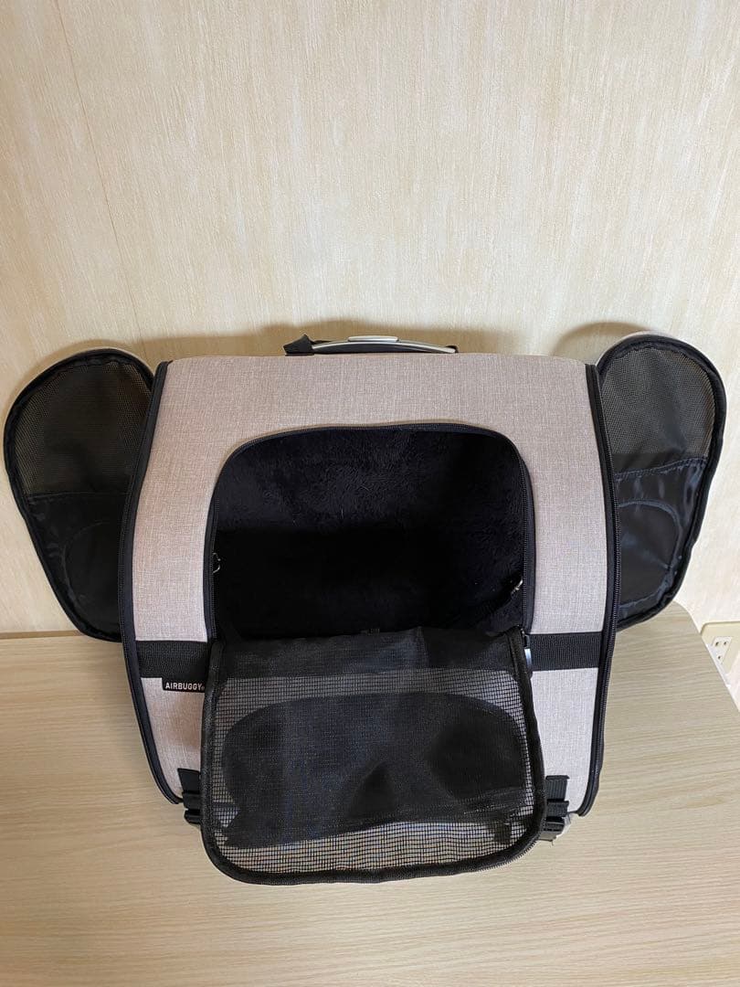値下げ(13,000▶︎8,000)エアバギーフィット　ペットキャリー