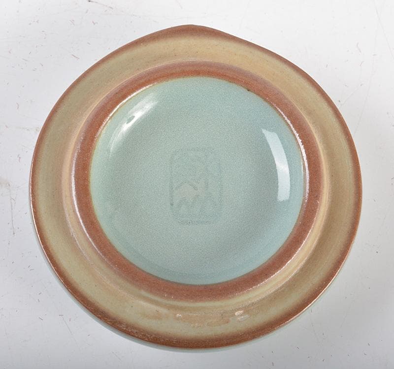 茶道具　三代　諏訪蘇山作　青磁　桃香合　表千家堀内宗完兼中斎極め箱C　R5102