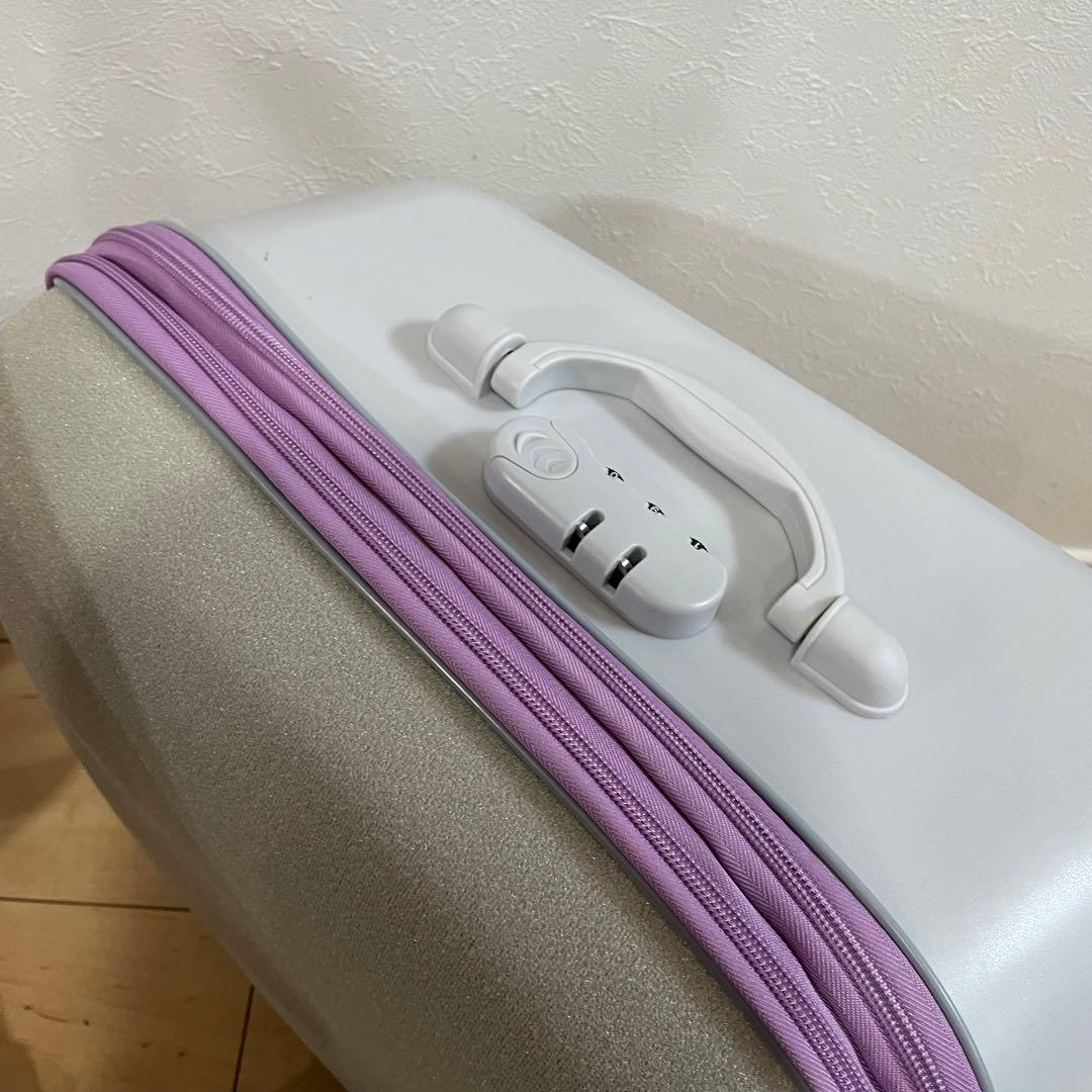 【新品】乗れる　キャリーケース