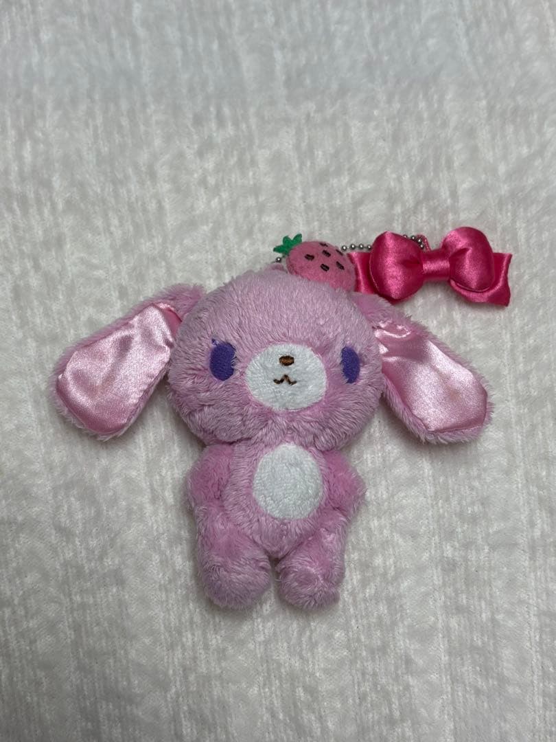 Sanrio シュガーバニーズ　ストロベリーうさ　キーチェーン