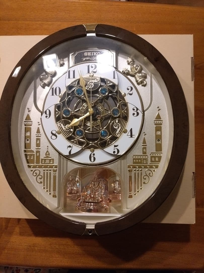 【ペコちゃんさん専用】SEIKO 音楽機能付き掛時計（RE579B）