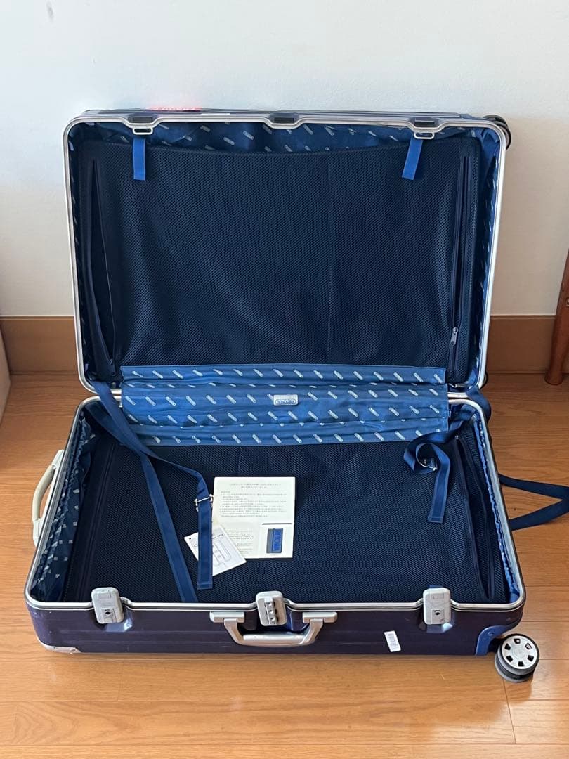 リモワ 4輪 トパーズ シルバーインテグラル 104L キャリー