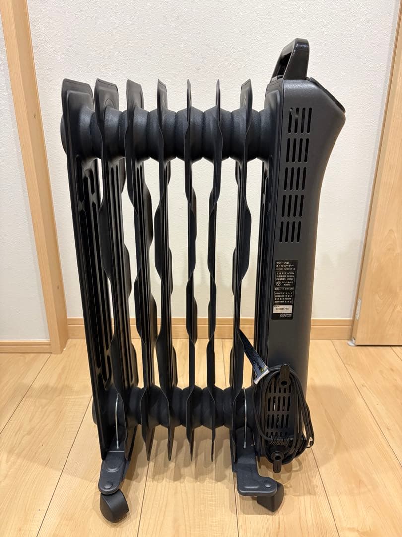 【美品】オイルヒーター　アイリスオーヤマ