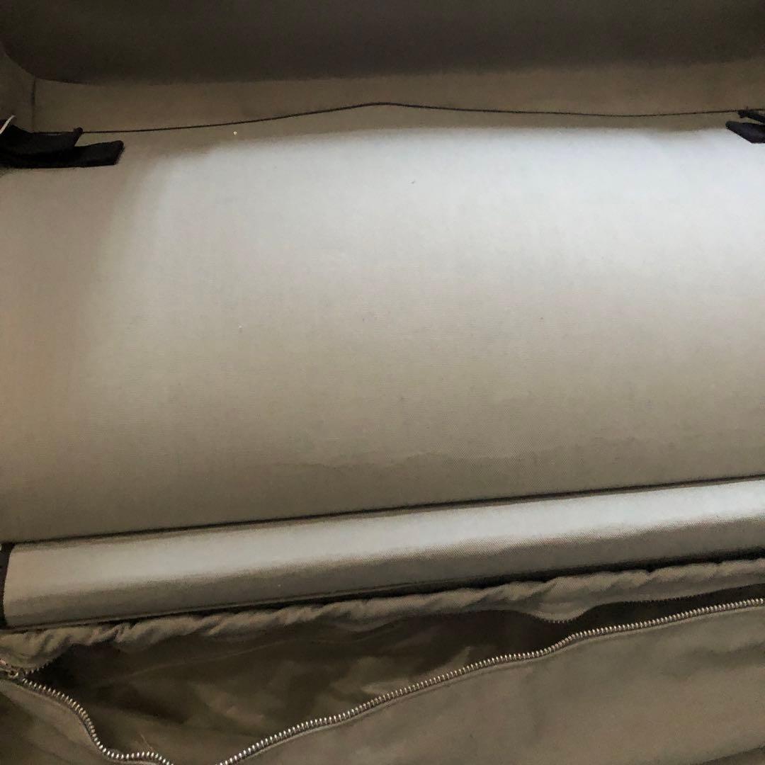 ZERO HALLIBURTON シルバー