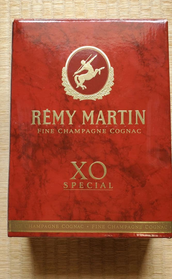 REMY MARTIN XO スペシャル　ブランデー 750ml