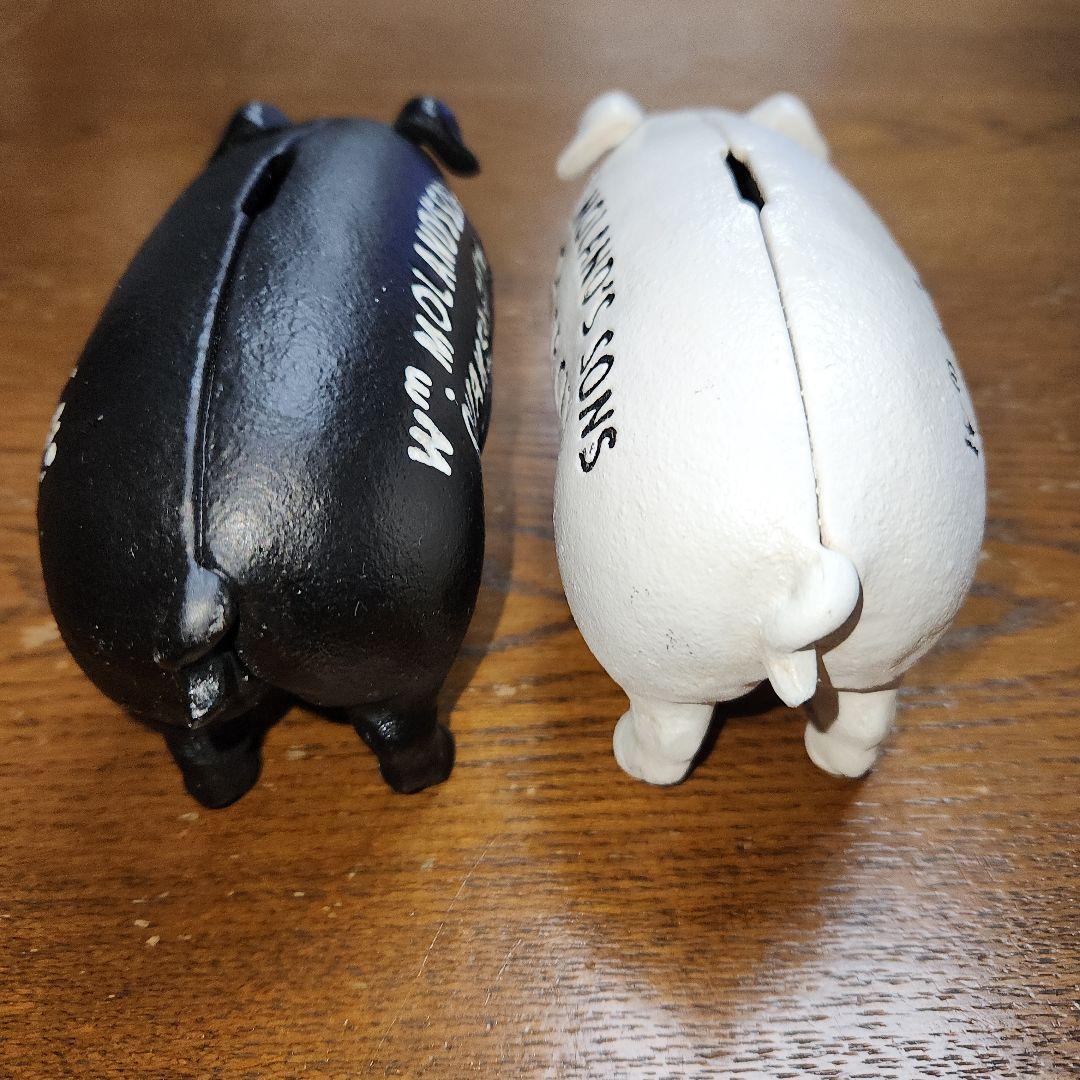 Quaker City Hams アンティーク豚の貯金箱 白と黒のセット
