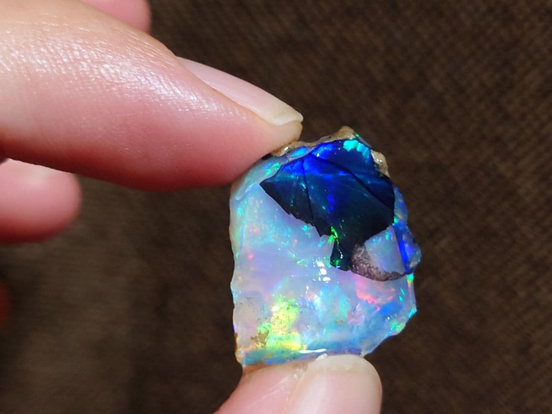 混合　エチオピアオパール　ウェロ産　チョーク　鉱物標本　原石