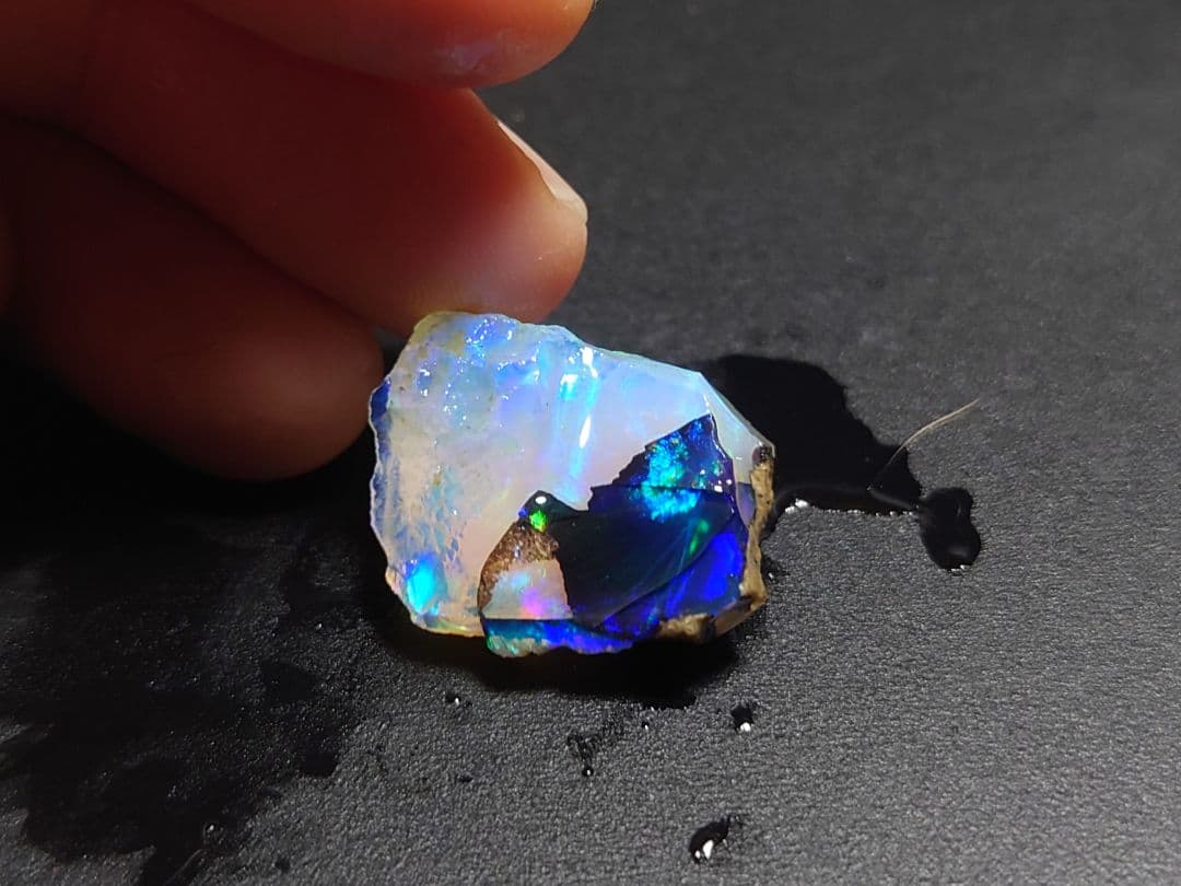 混合　エチオピアオパール　ウェロ産　チョーク　鉱物標本　原石