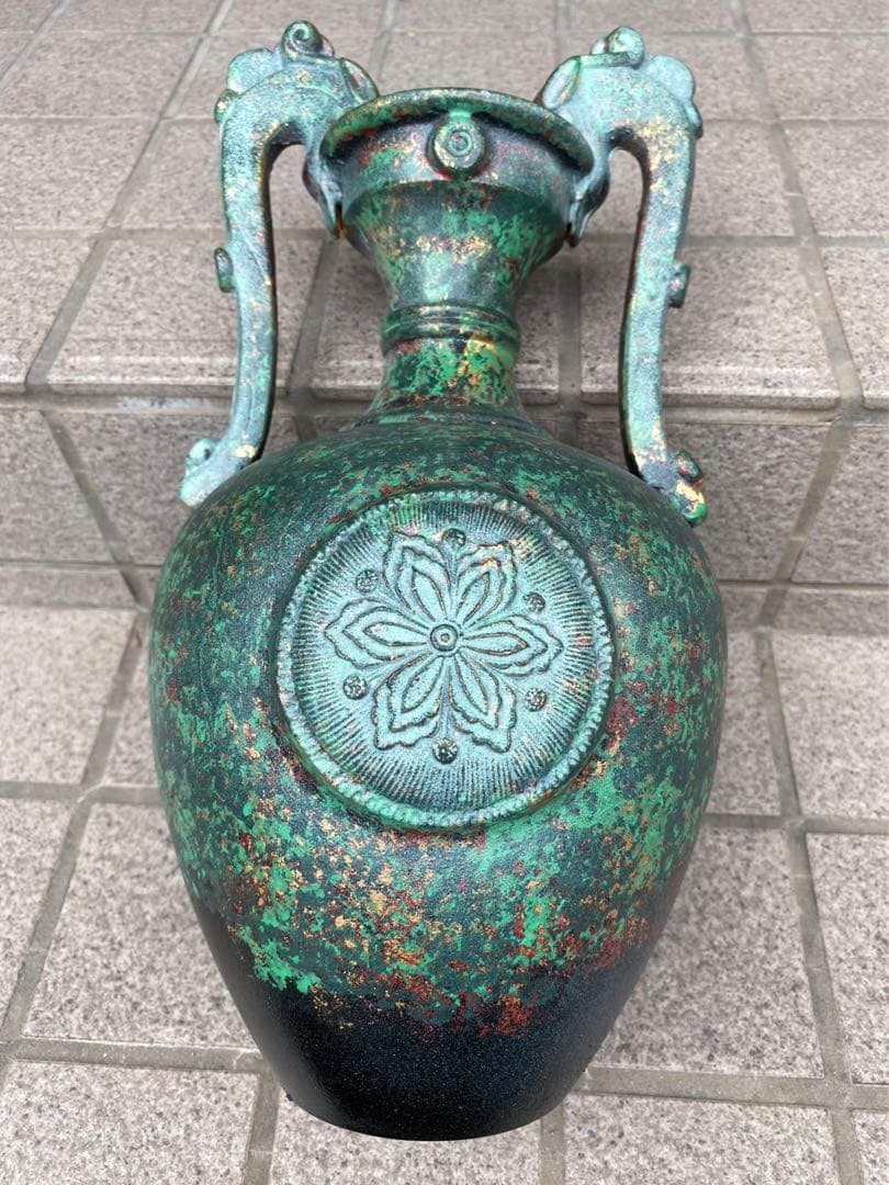 昭和レトロ&アンティーク・3華紋.2蛇・銅製壺・華瓶!