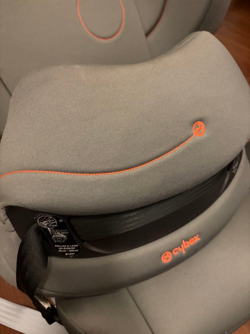 cybex PALLAS G i-Size チャイルドシート ISO-FIX