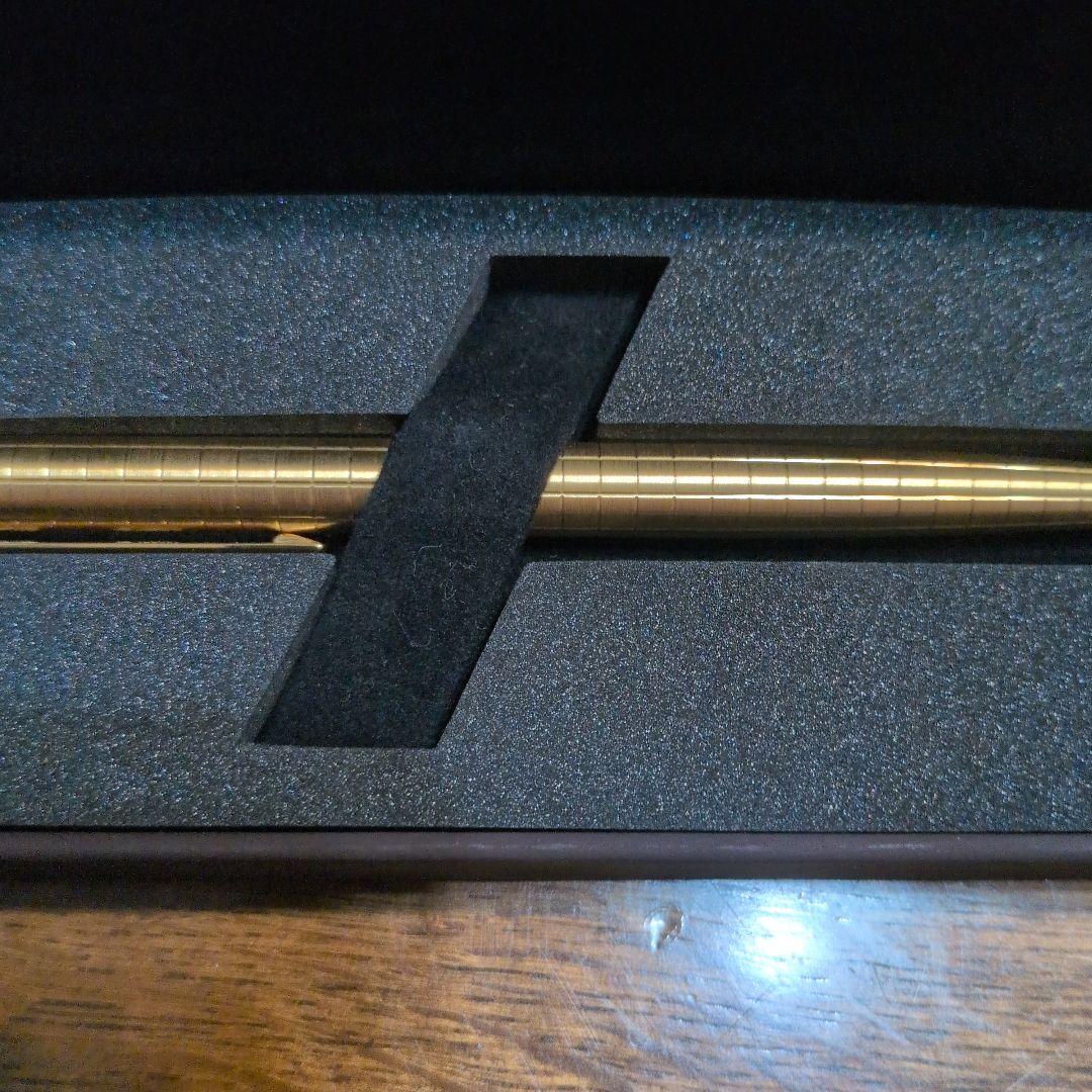 dunhill 金色のペン