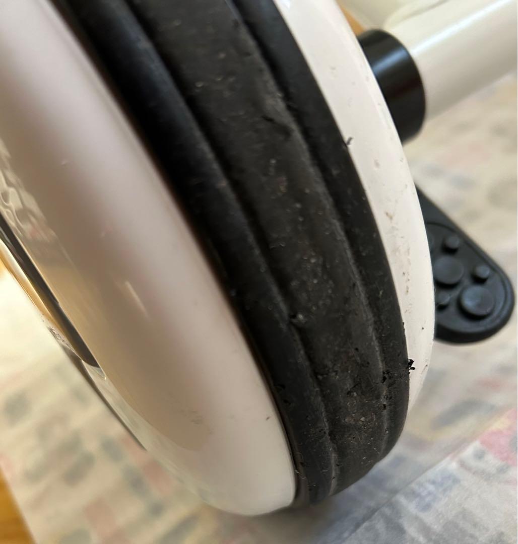 ides トイザらス限定　ミッキー　ディズニー トライクピュア 三輪車　ホワイト