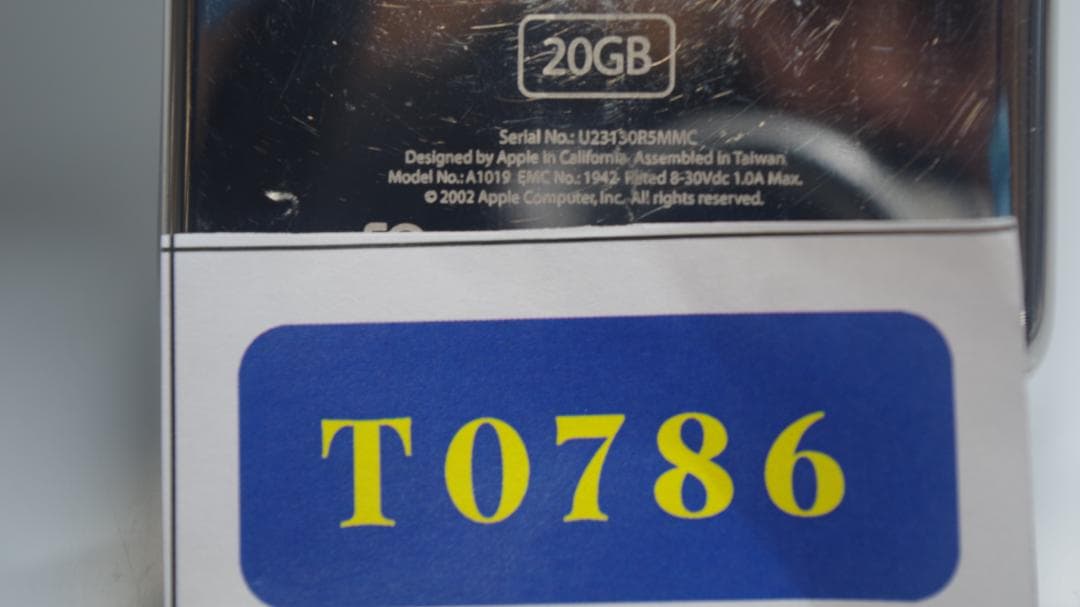 ポータブルプレーヤー T0786 iPod A1019 Touch Wheel 20GB