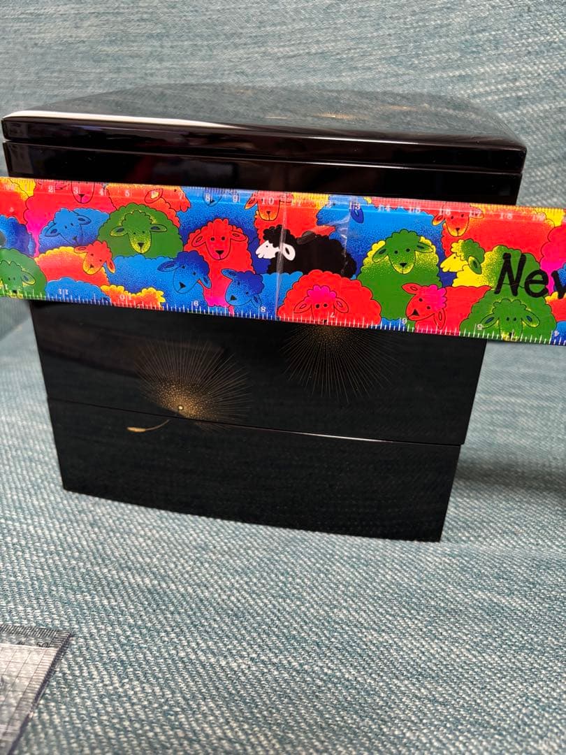 輪島塗 三段重 台付　飛花沈金　うるし塗