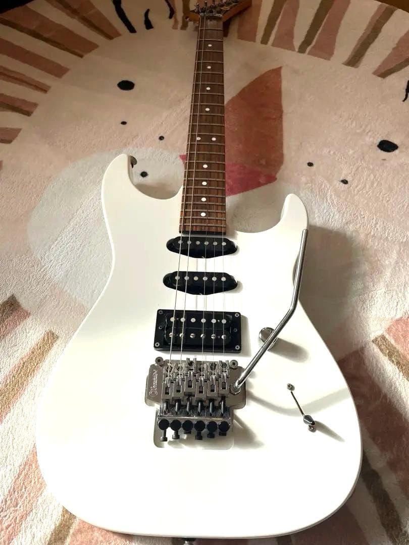 ★CHARVEL★ シャーベル ホワイト　ジャクソン