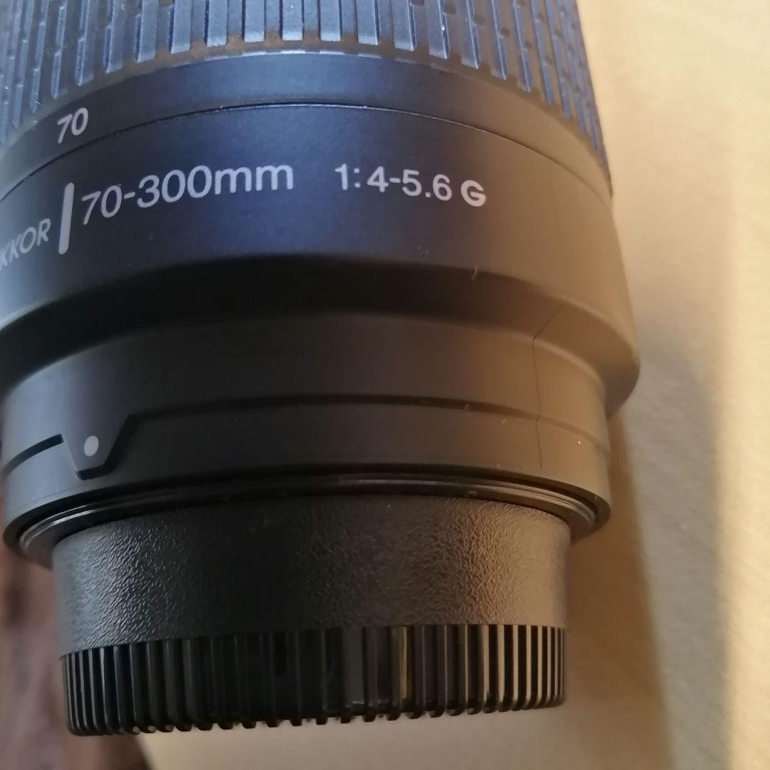 NikonAF NIKKOR ズームレンズ レンズフード付き 70ー300mm