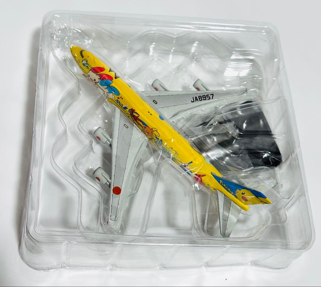 全日空商事 1/500 ANA B747-400 ピカチュウジャンボ