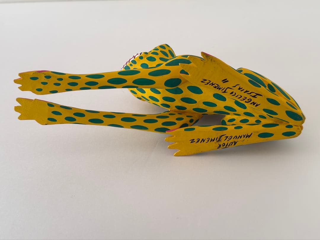 メキシコ　木彫り　カエル　オアハカン ウッド カーヴィング