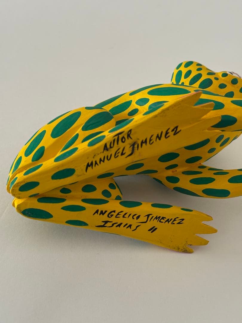 メキシコ　木彫り　カエル　オアハカン ウッド カーヴィング