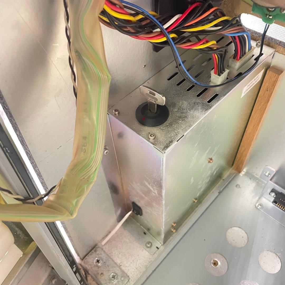 マーベルヒーローズ　タイヨーエレック　5号機 スロット 実機 メダル不要機