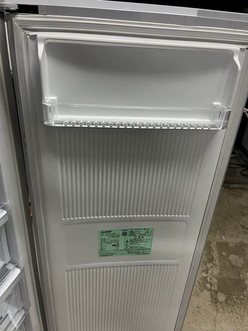 三菱 ノンフロン冷凍庫 MF-U12D-S1形 2020年製T