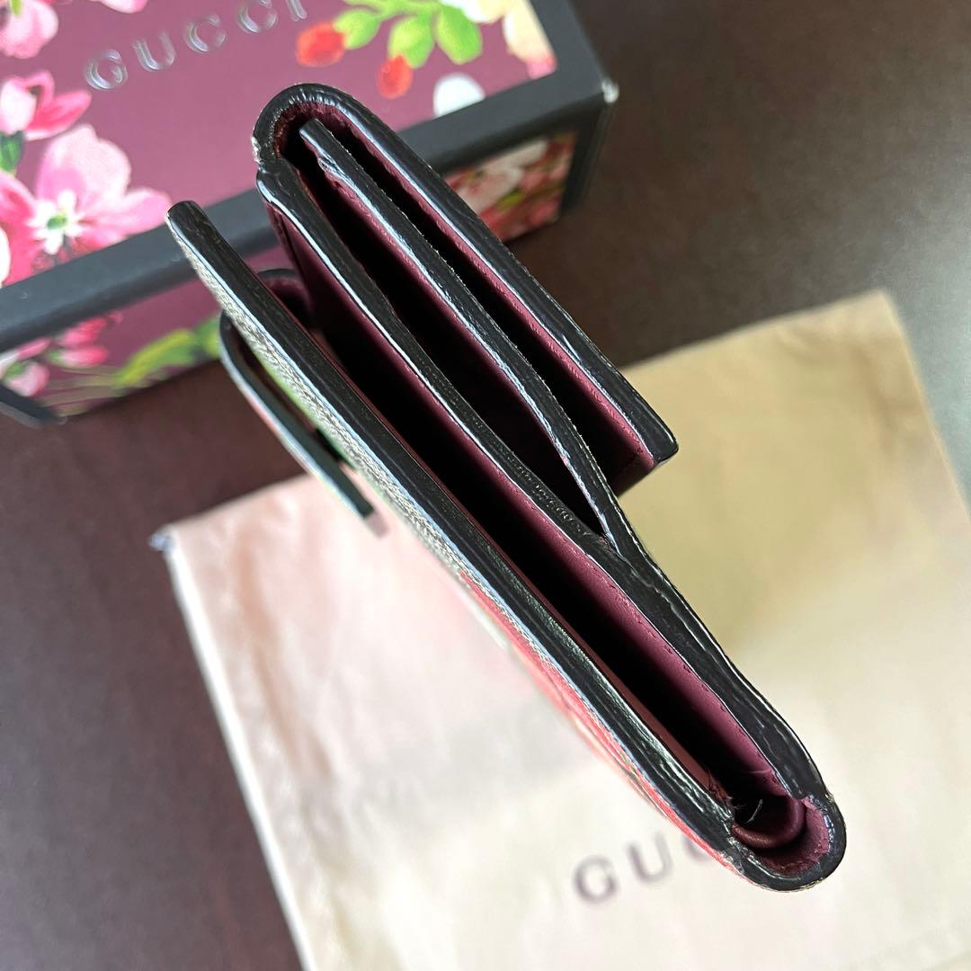 GUCCI フラワー コンパクトウォレット 二つ折り財布 桜