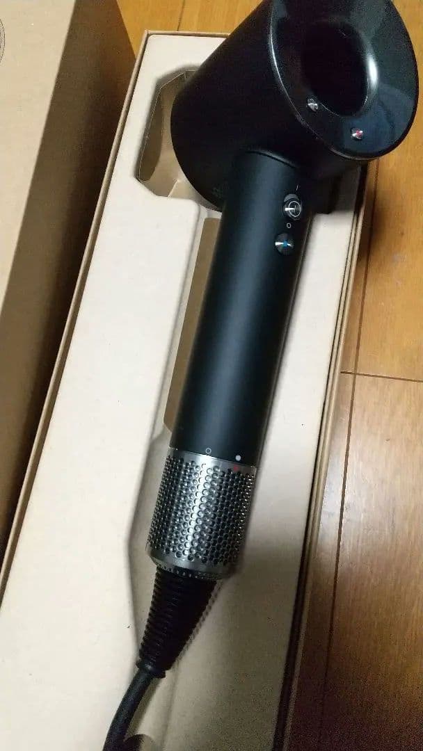 Dyson Supersonic ドライヤーHD08 ブラック 【動作確認のみ】