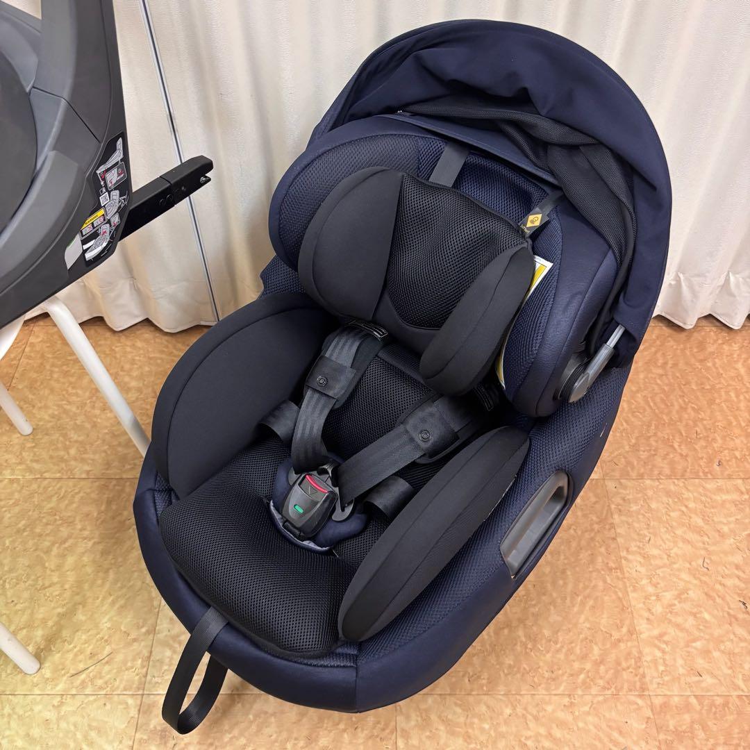 クリーニング済☆美品☆コンビ　新生児OK　THE　S　Air　ISOFIX　紺