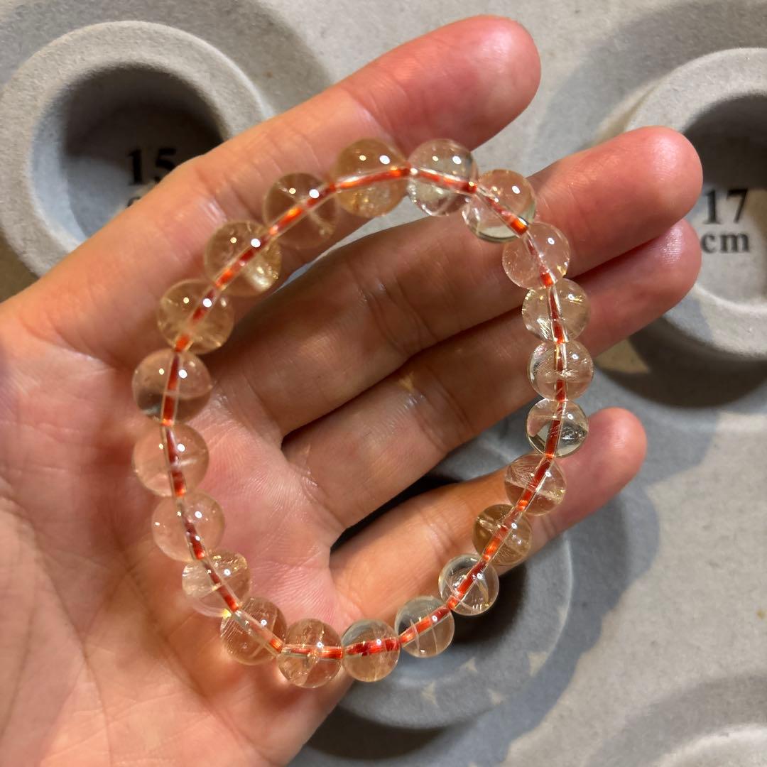 このシトリンたん綺麗！黄水晶とも言うよ！