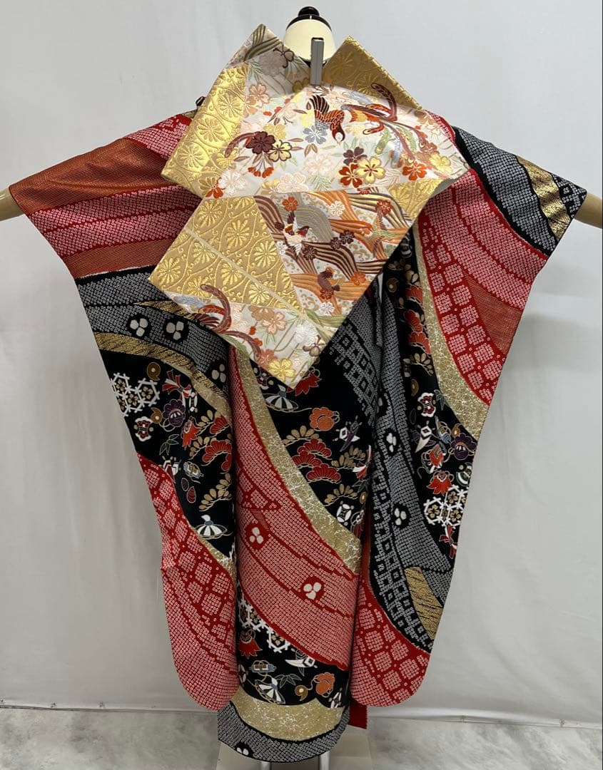 豪華　振り袖　フルセット　別誂長襦袢　成人式　金彩　宝づくし　刺繍　絞り　647