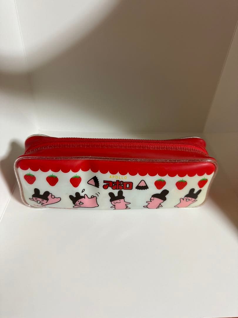 鉛筆キャップ、消しゴム、ミニのりケース、筆箱