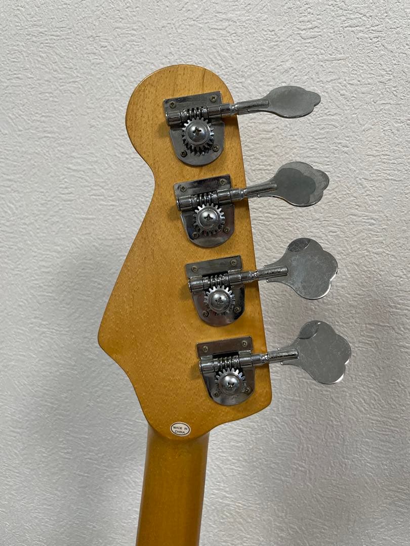 エレキベース サンバースト シングルコイル