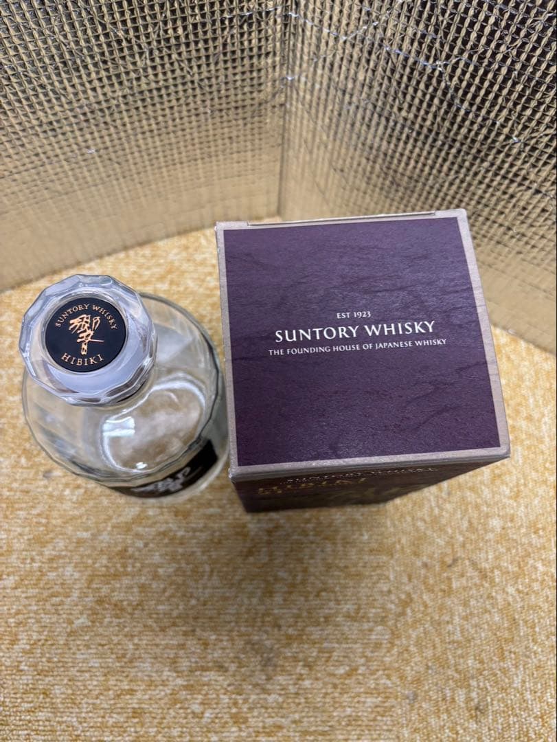 サントリー響　２１年　空瓶／空箱　１セット　700ml