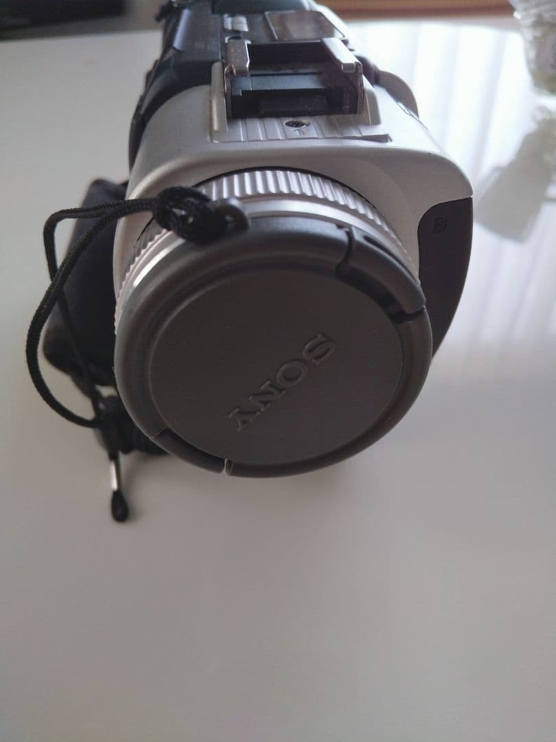 SONY デジタルハンディカム DCR-TRV17K 本体 三脚付き