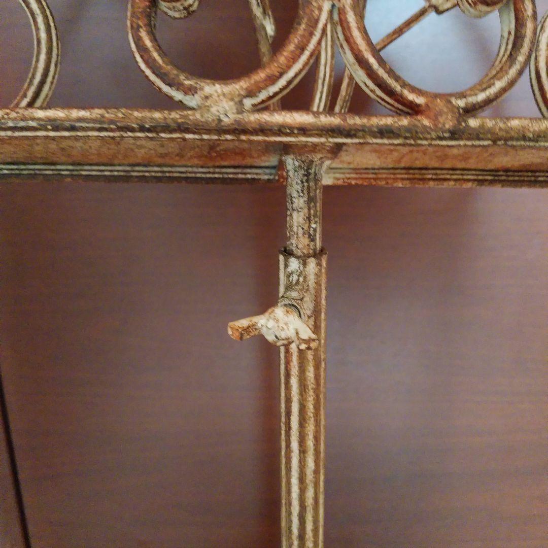 イーゼル　アイアン