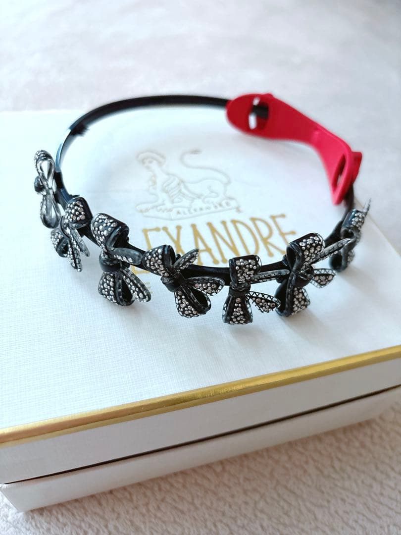 【美品】ALEXANDRE DE PARIS 7連リボン カチューシャ ブラック