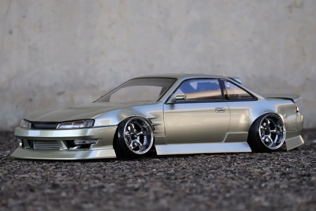 アディクション S14 シルビア 新品未使用ボディ
