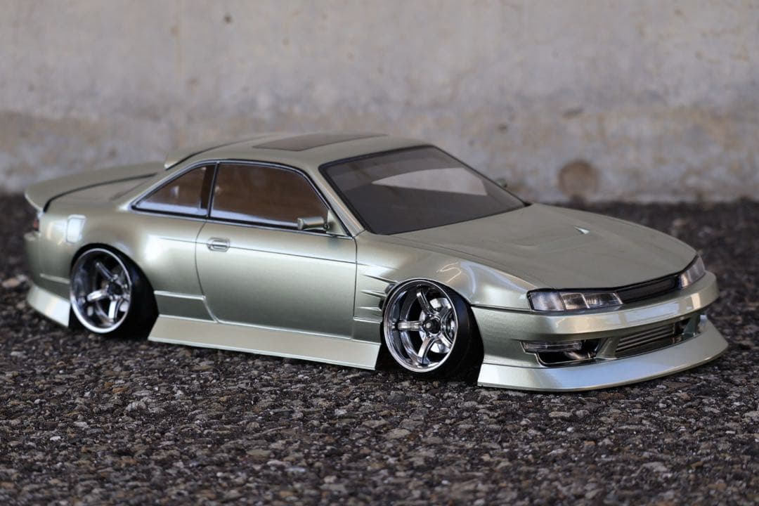 アディクション S14 シルビア 新品未使用ボディ