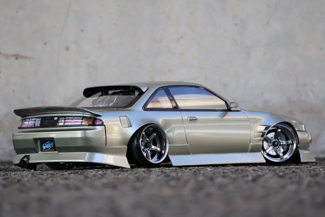 アディクション S14 シルビア 新品未使用ボディ