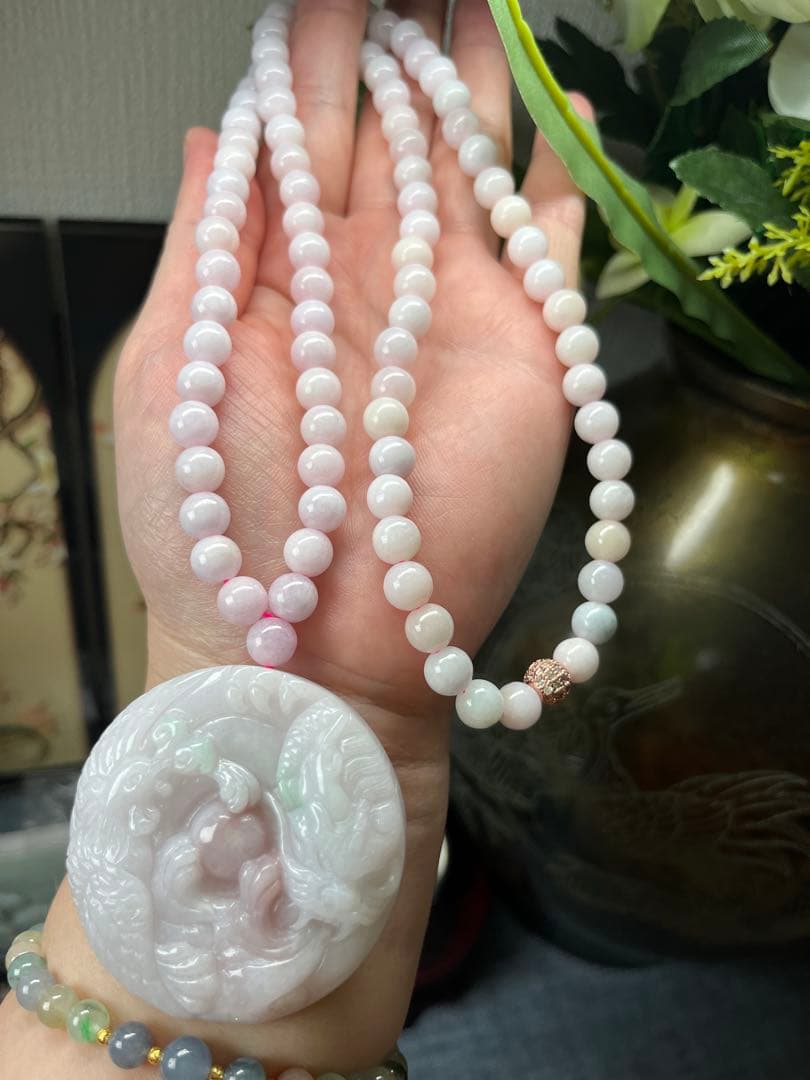 限定１点‼️ミャンマー産A貨翡翠　珍しい桃花ピンク色【龍飛鳳舞】鑑定書付き