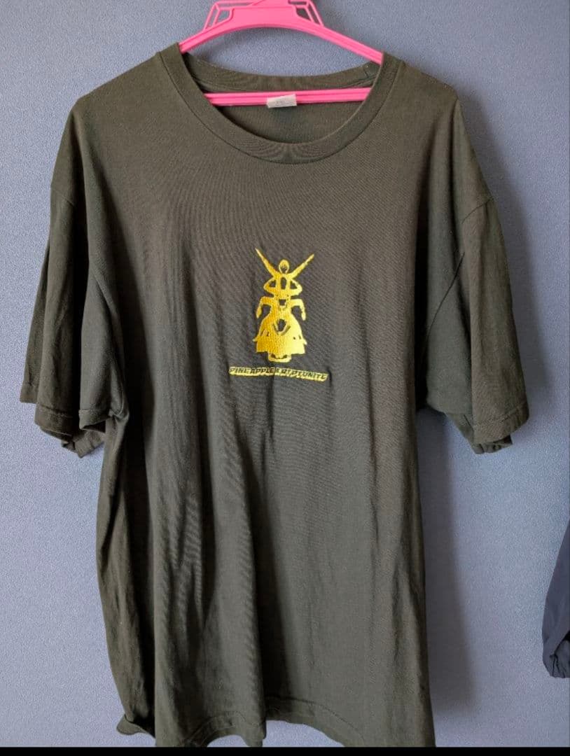 新しい学校のリーダーズ　公式パイナップルクリプトナイトＴシャツ　超レア！