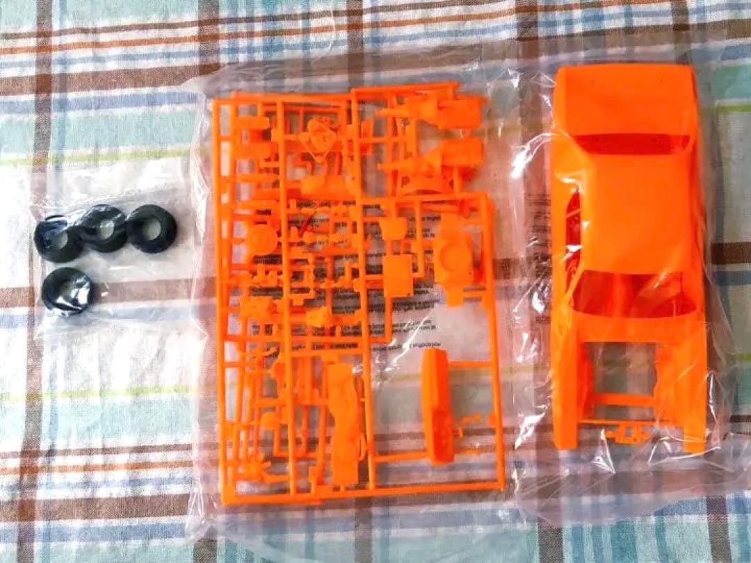 絶版 amt 1/25 ダッジ・チャージャー w/ダーティーダニーアートデカール