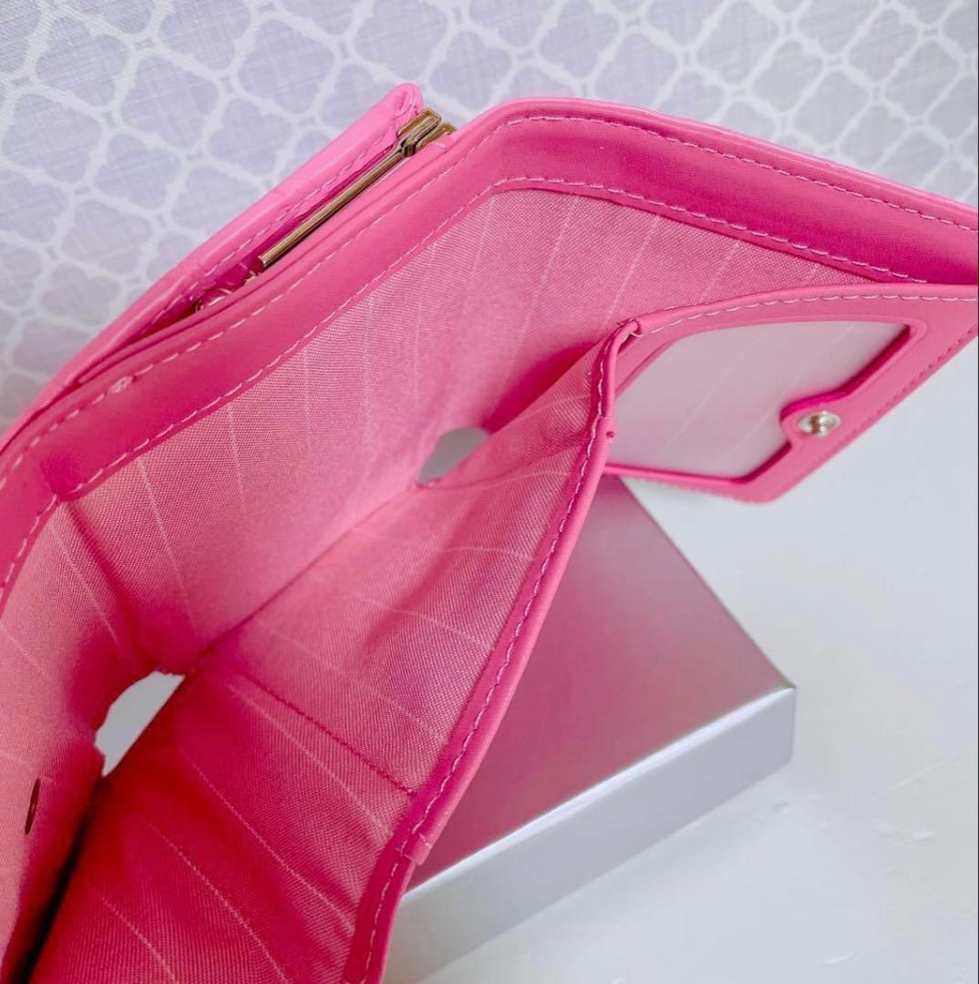 【内側柄も素敵☆最新作】Vivienne Westwood 三つ折財布 ピンク