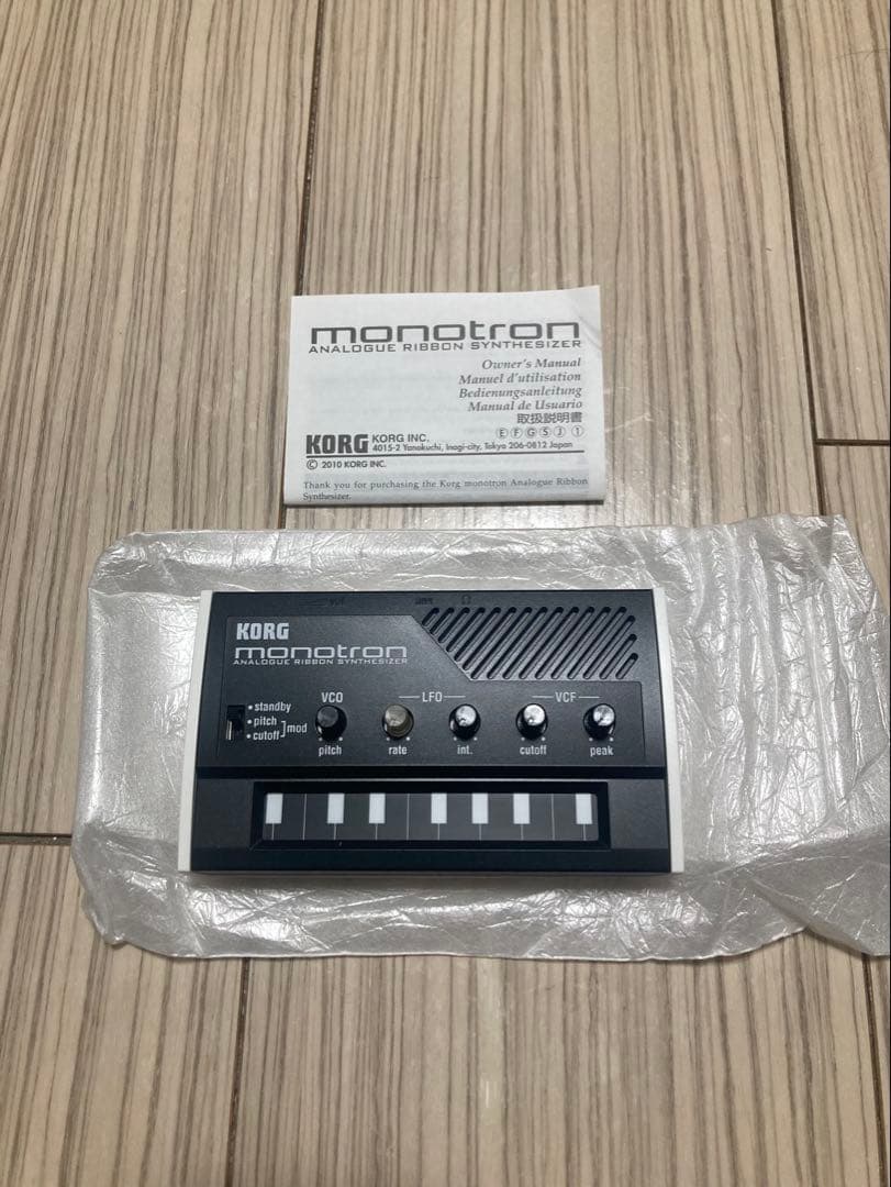 初代monotron アナログリボンシンセサイザー 廃盤
