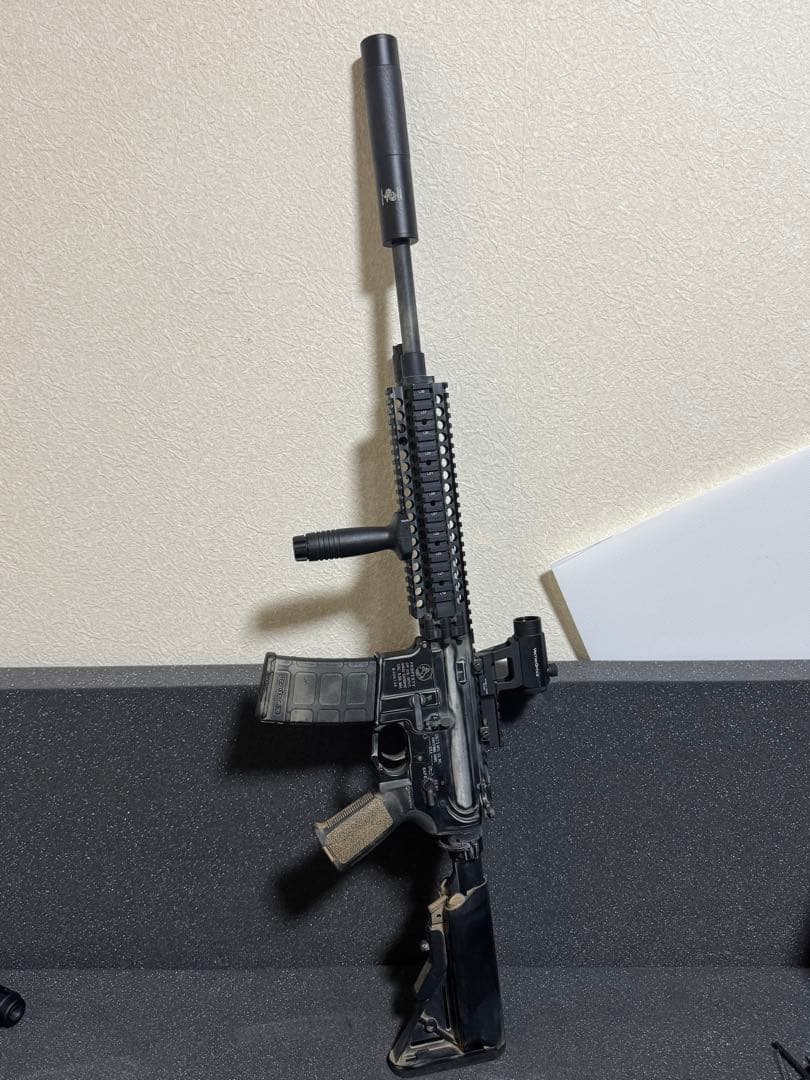 D*k様 【絶版品】東京マルイ次世代電動ガン レシーライフル汚し塗装カスタム
