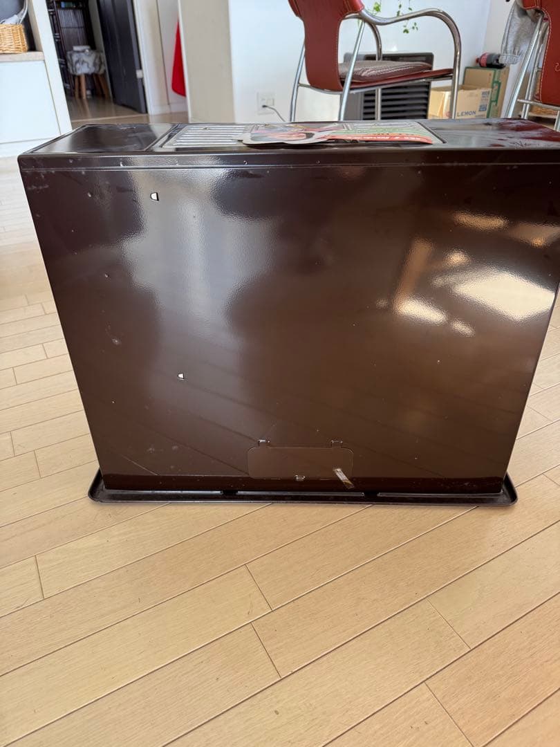 コロナ石油ストーブ 手動ダイヤル式 ホワイト・ブラウン