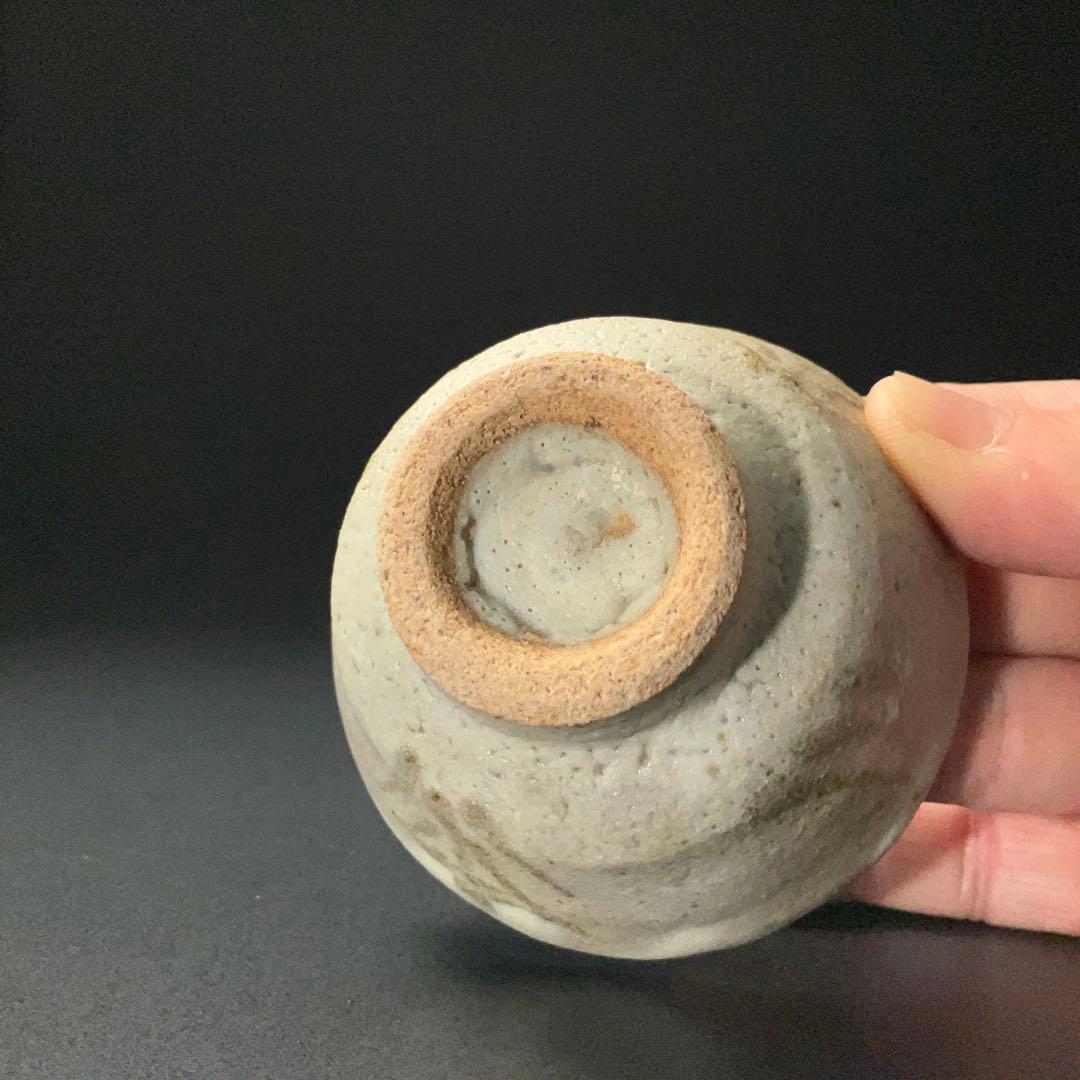 【ぐい呑・盃】　濱田篤哉作 花文様　民藝　ぐい呑み　共箱　R1207ダU3