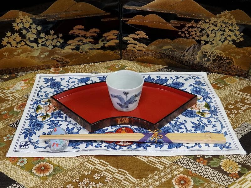 古伊万里　草花の図　猪口　江戸中期　D860AS-fbcm