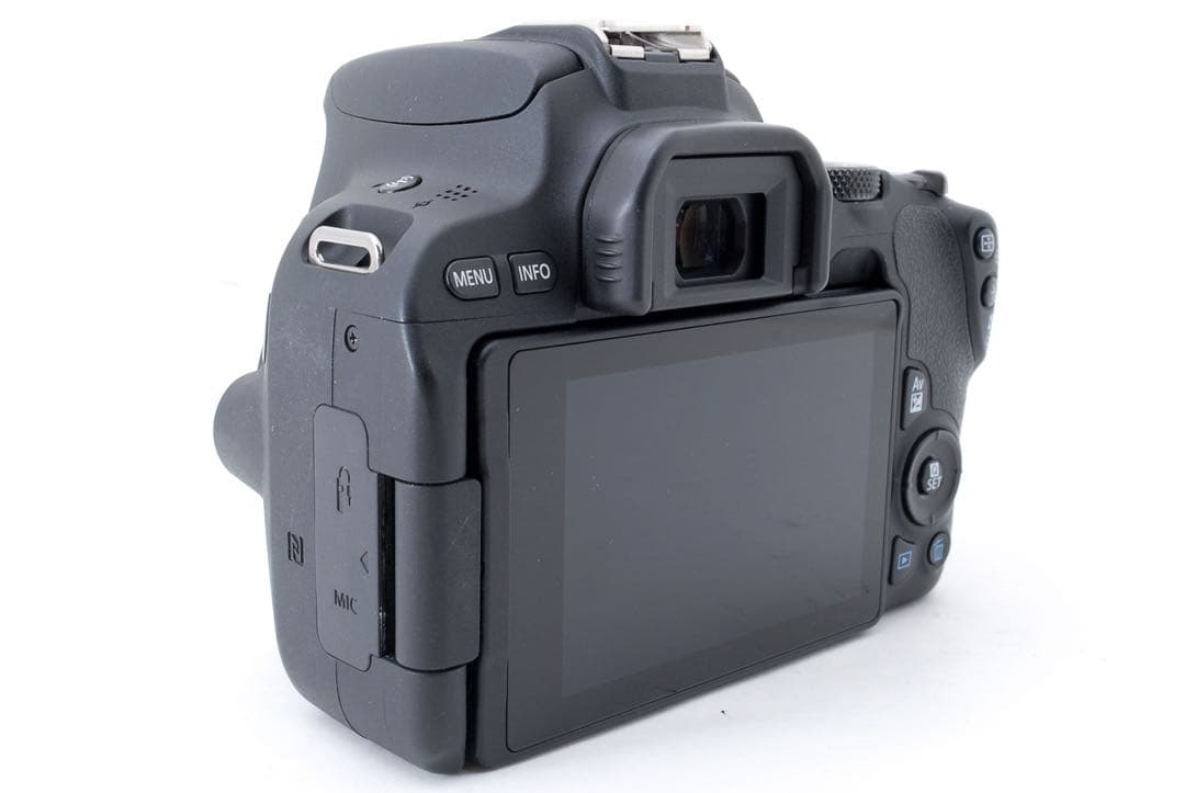 保証付き/デジタル一眼レフカメラ Canon EOS Kiss X9