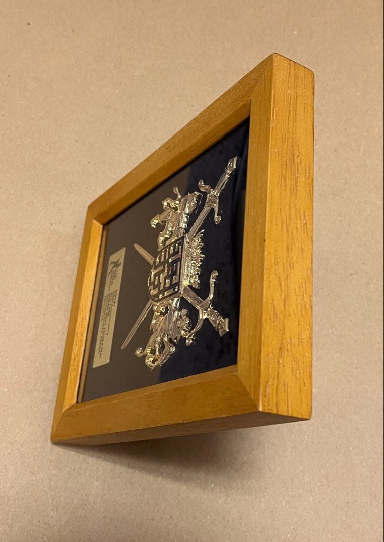 布袋寅泰 25th エンブレム ロゴ 紋章のオブジェ FINAL メモリアル